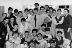 Clasa-a-XI-a-G-la-sport-1984