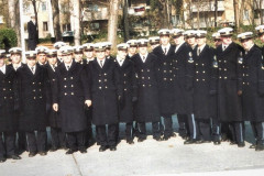 Capitanii-Neculai-Cucoranu-si-Costel-Susanu-impreuna-cu-elevii-anului-III